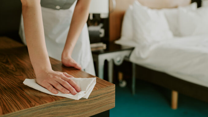 Why Digital Tipping Is Becoming a Core Part of the Hotel Technology Stack